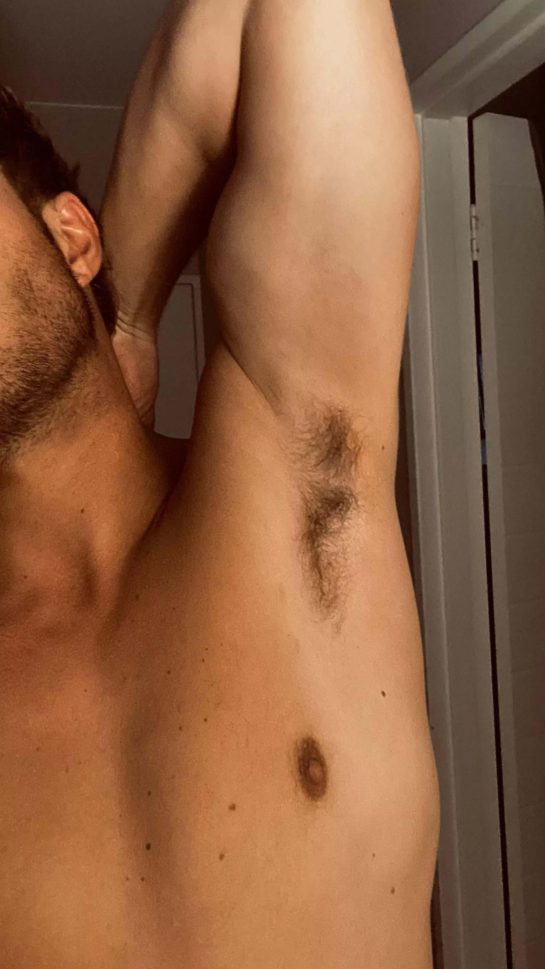 Wish I had more body hair, love a good hairy pit. 27yo from South-Africa posted by R18Browsing