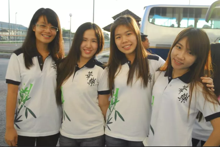 18 yo asians by ChelseaHavertzz