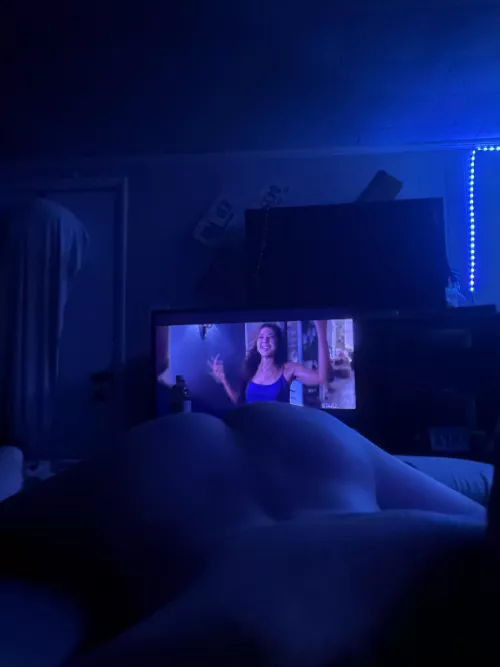 19 bottom 😜 by Twinkster03