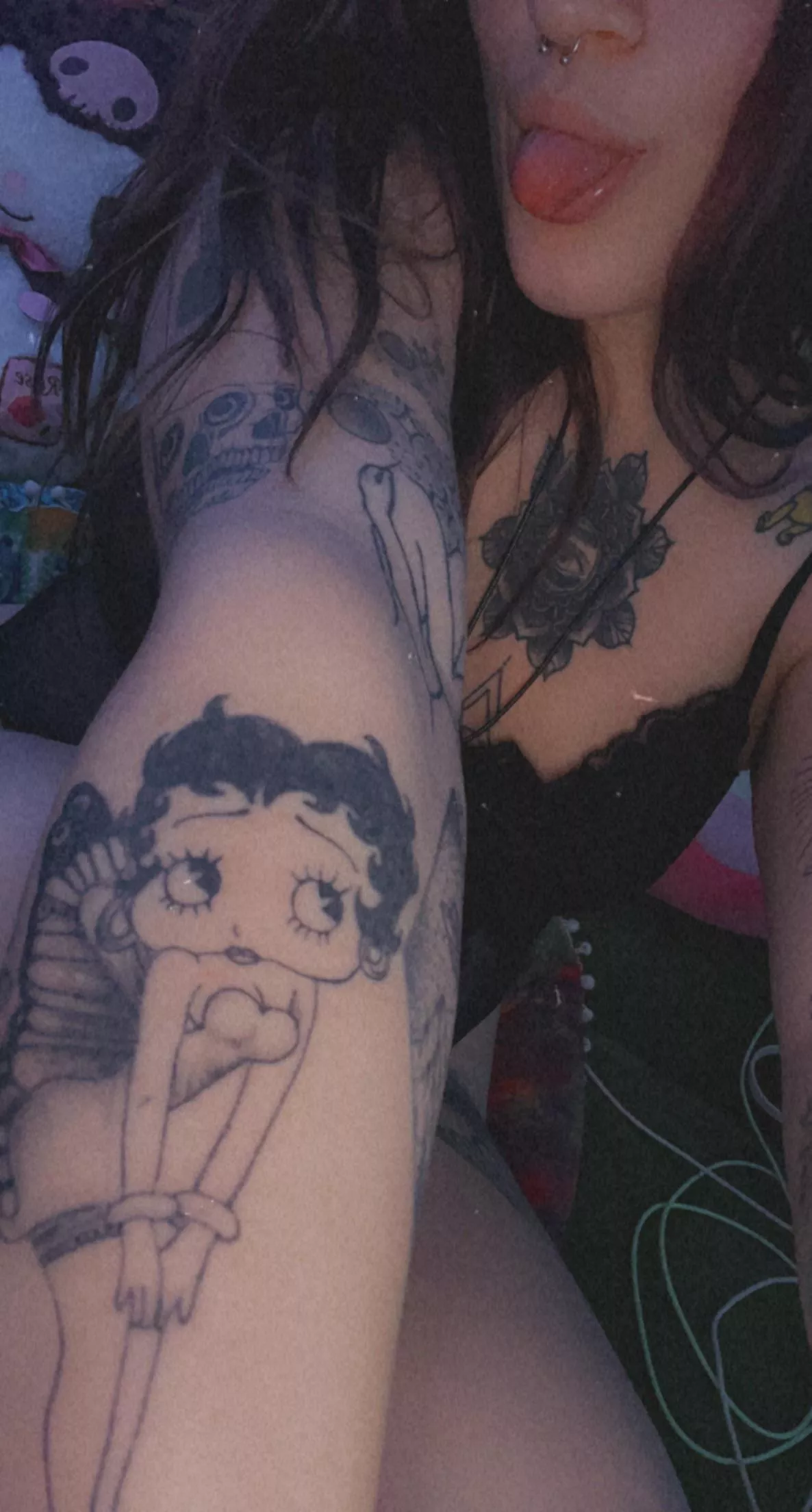 Bet you wanna taste 👅 posted by Groovybabe-_-