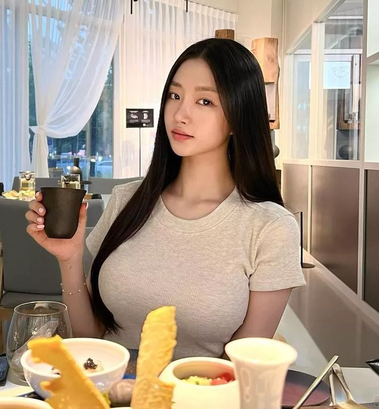 Busty asian posted by Majestic_Painter8660