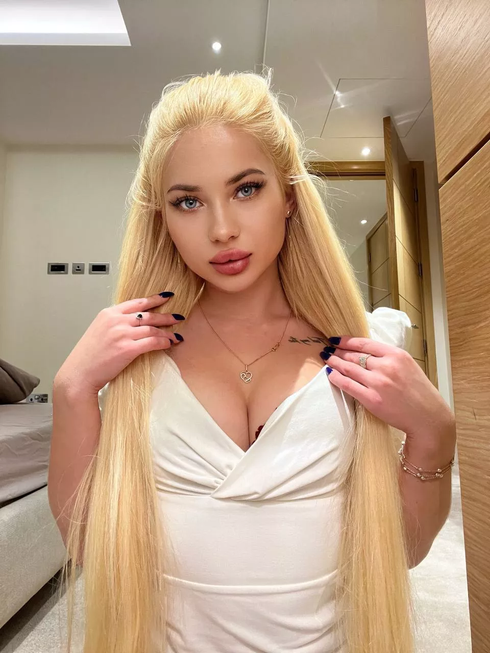 Can’t help but be a tease ;) posted by sunnykitty_