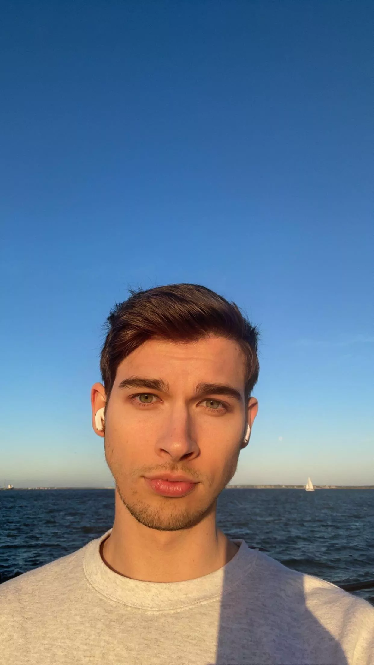 Considering switching from being a mountains person to a beach person posted by wincisnova