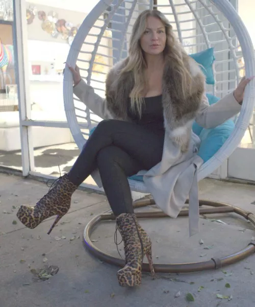 Cougar In Heels 👠 by Isabellaz_Bianca_OF