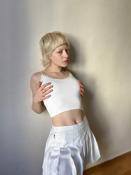 Crop tops are the best tops by Particular_Reply25