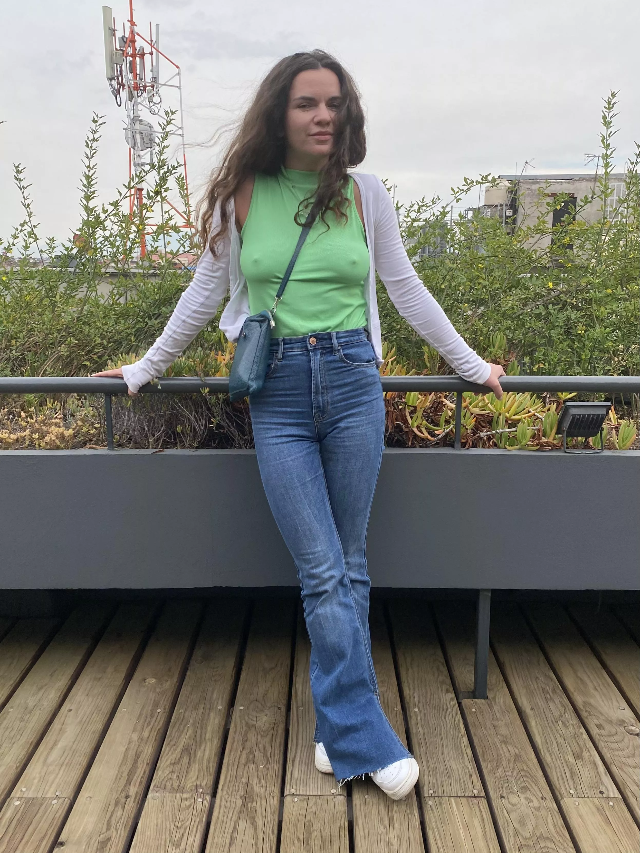 Cutie on the roof 🥰 posted by delilahsvibes