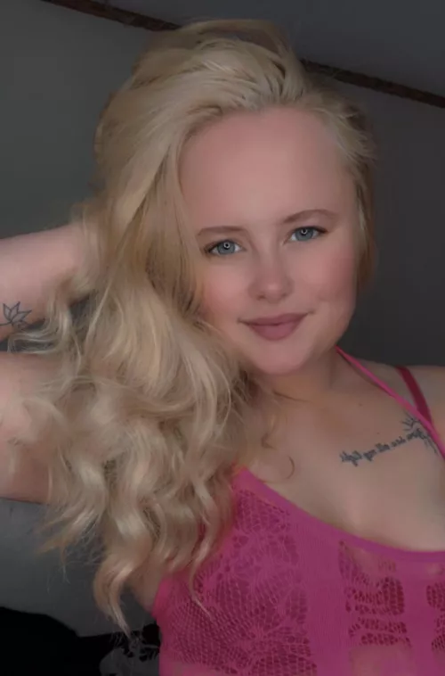 Do you love a blonde? $5 sale link in comments 😝 by Thatgirl2242