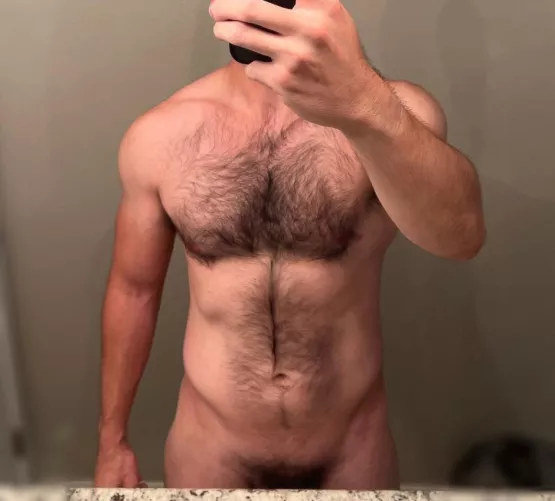 doesn’t everyone love their Vs with some fur by Keanude