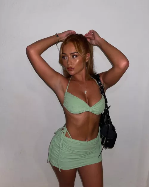 Ellie by BoringNectarine2304