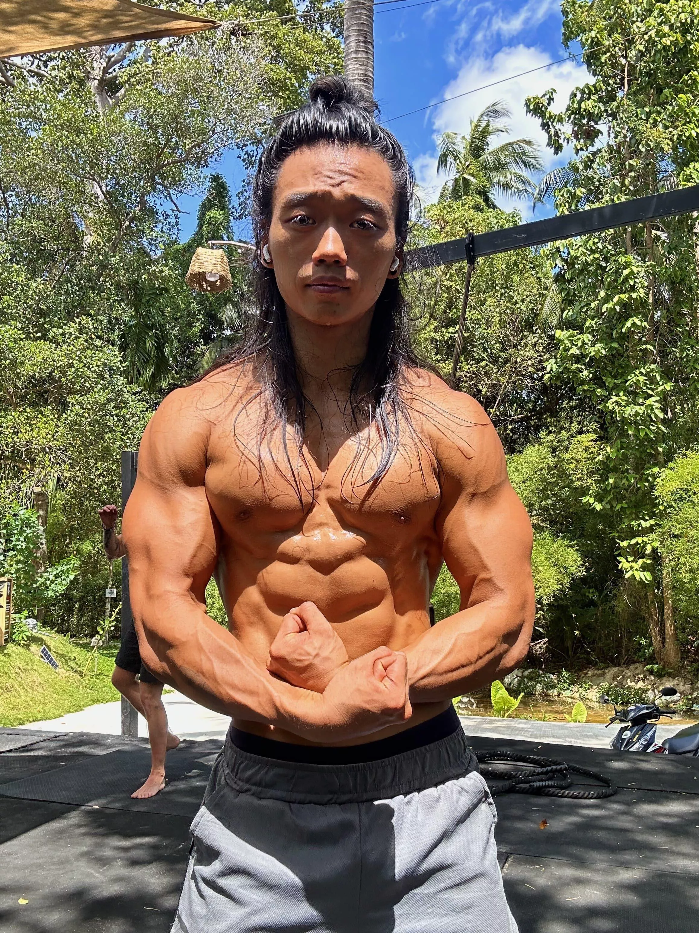 follow the veins posted by TheAsianTarzan