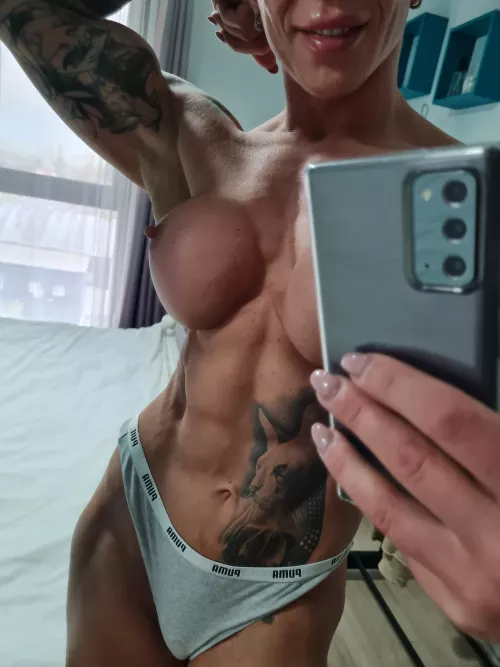 Good morning selfie by NoAcanthocephala7632