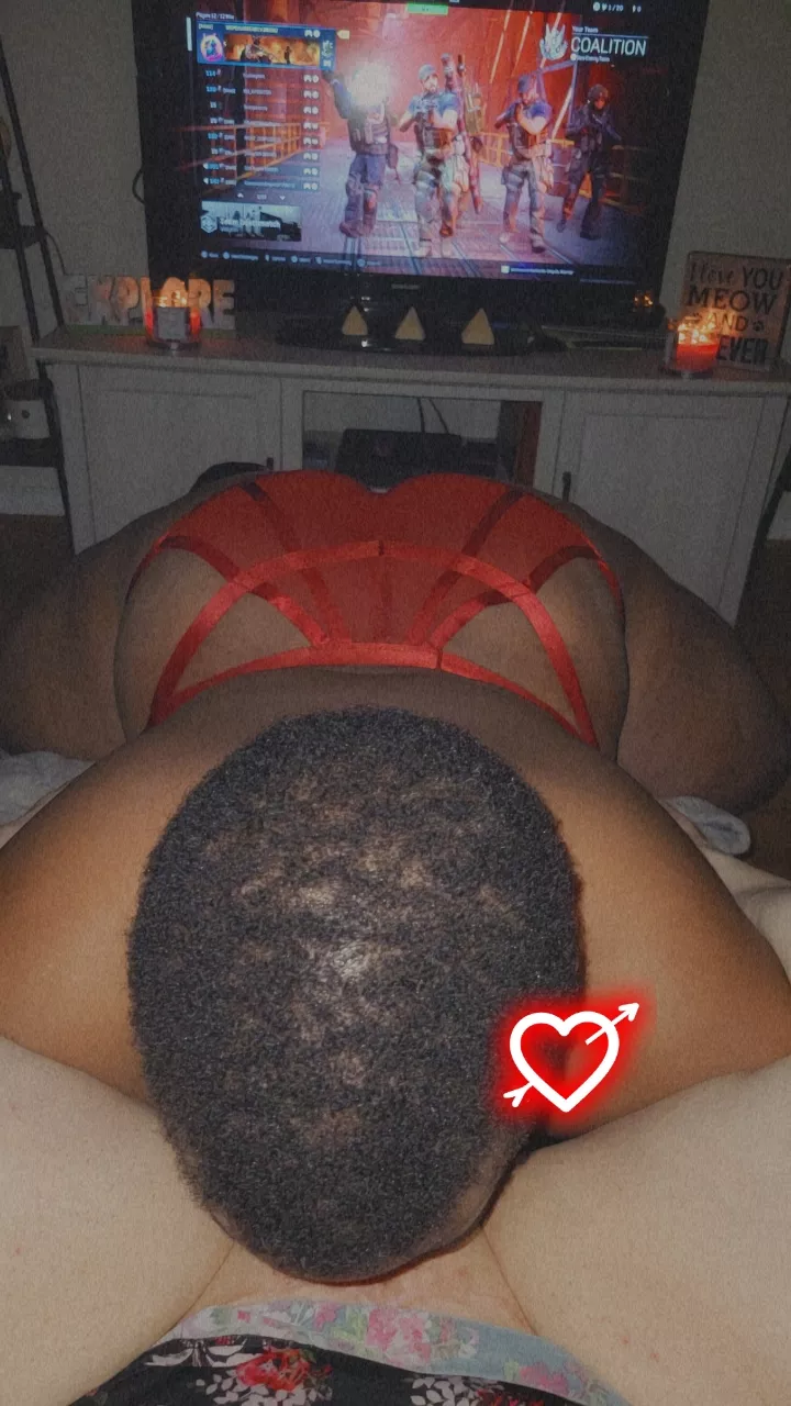 🥵🔥🍑💦 He definitely wears these better than I ever could posted by Su_Princesa_Oscura88