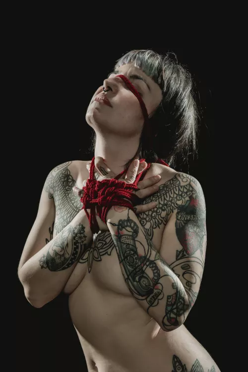 Heren in rapture. Rope and photo by me by CrushedVelvetX