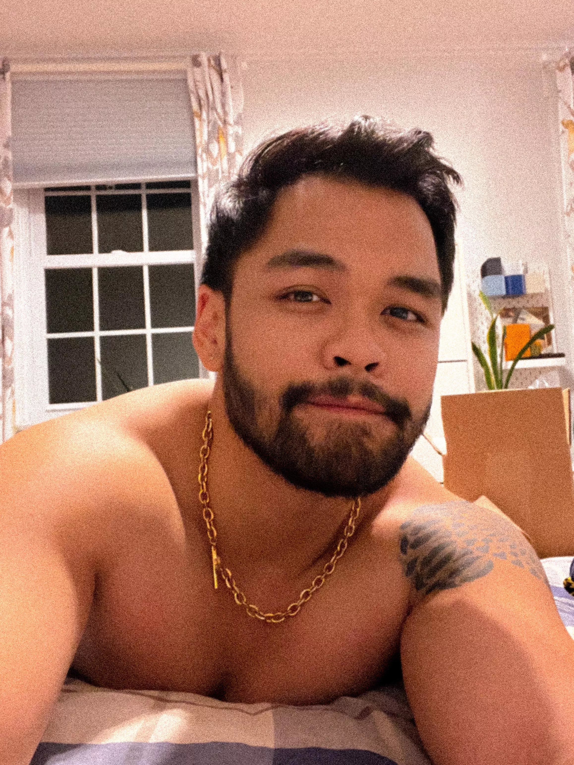 Hope you all has a good day and good night! 😘 posted by jmg489