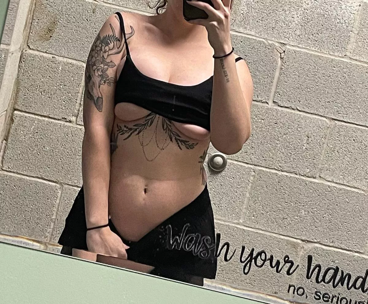I can hardly move after my workout🥵 posted by 69SummerTime