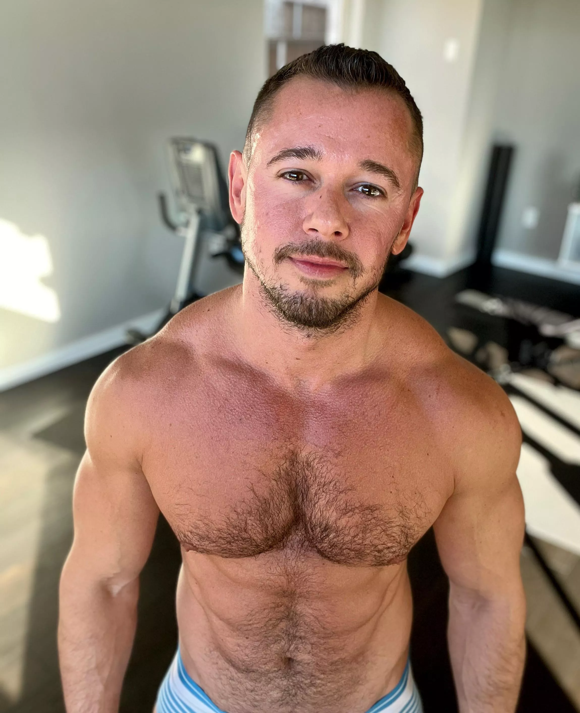 I hope you all are having a great week so far 🤗 posted by danwelden