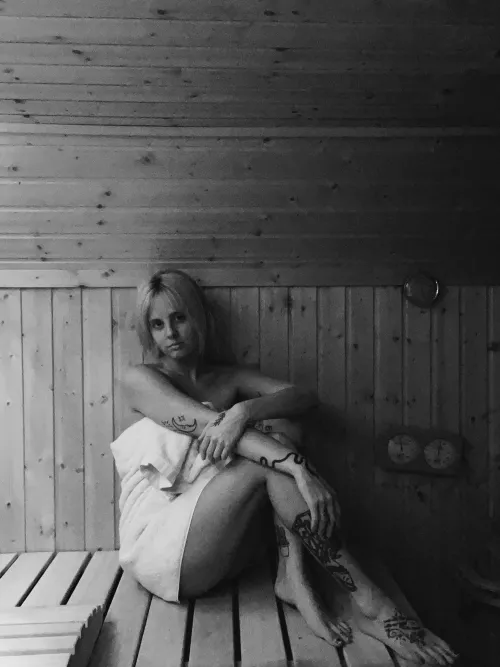 I love a sauna by Tiaramayflower