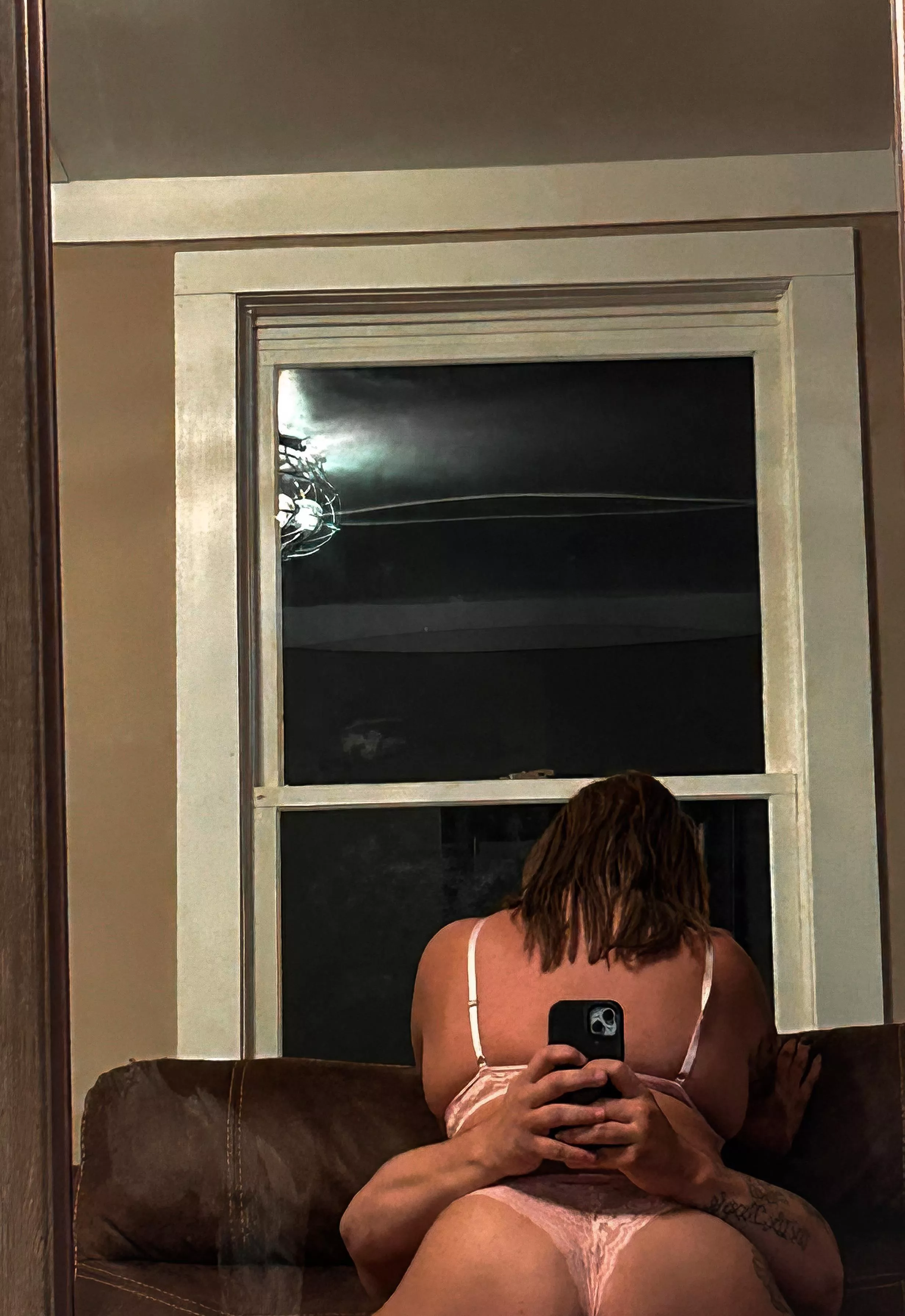 I love watching her ride in the mirror 🥵 posted by Sean_kait9596