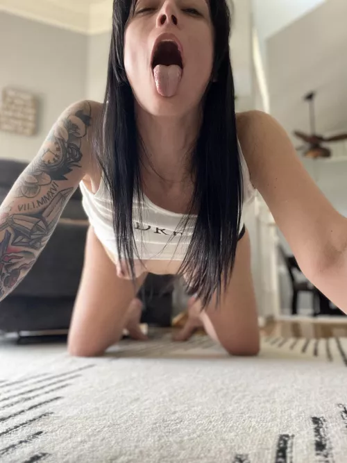 In my favorite position😈 by Athomewithember