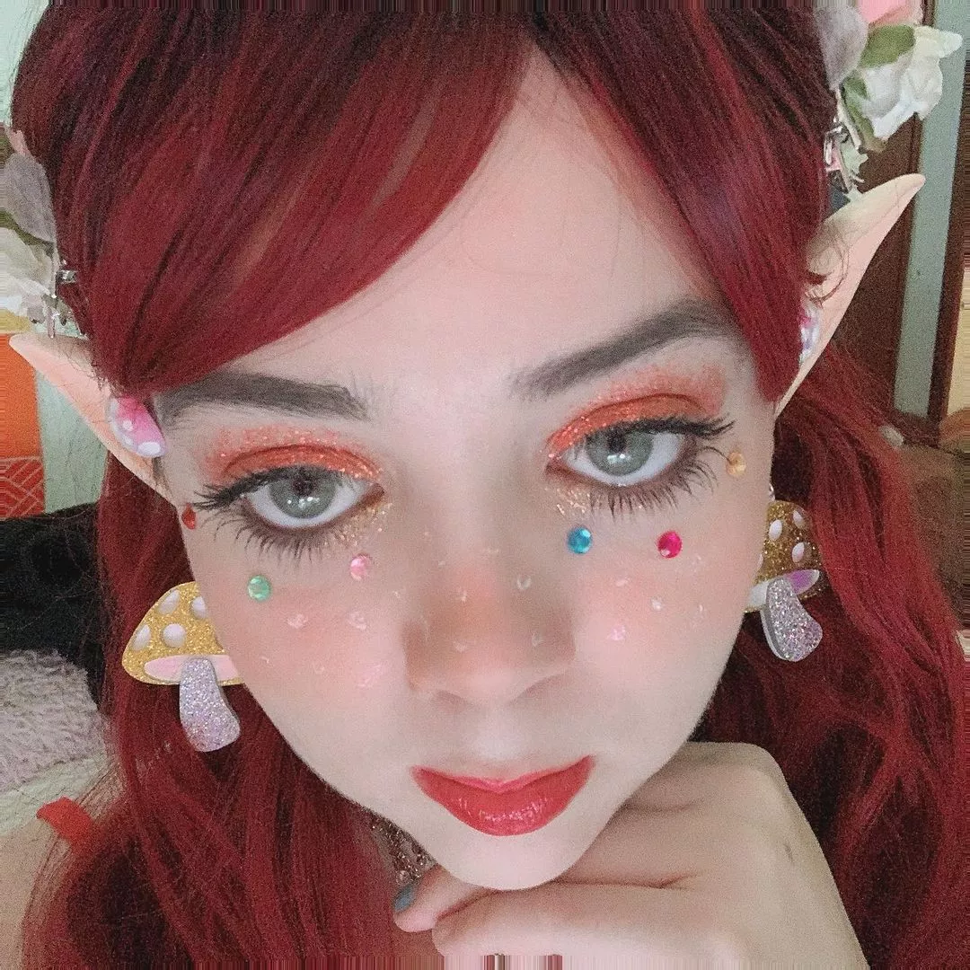 Let me suck you off under the desk posted by SingerPuzzleheaded28