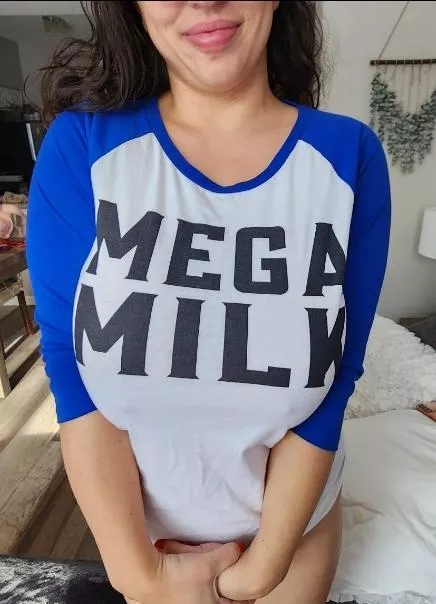 Mega Milk posted by Gia_GGcups