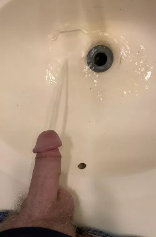 Mid jerk off piss by LordCommander65