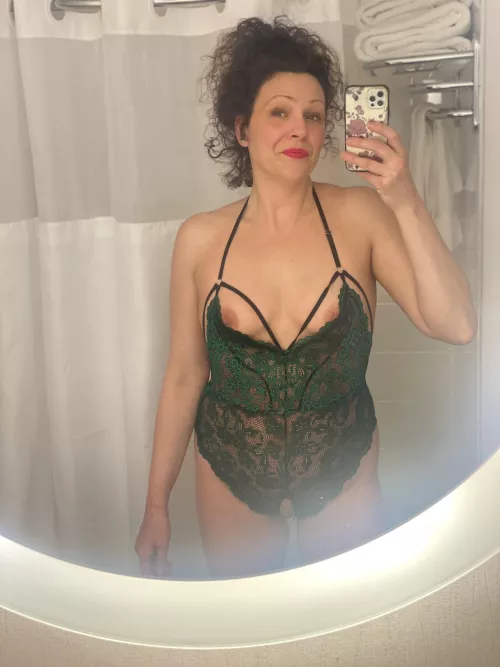 Milfie + PreK teacher = lots of hard daddies by Shannabis_