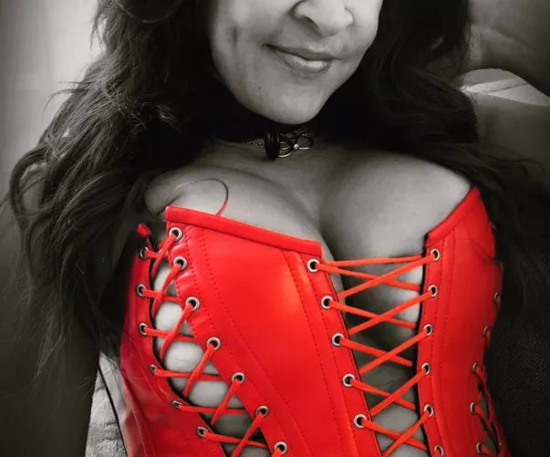 One of my favorites I have her wear. by BozzBiggie