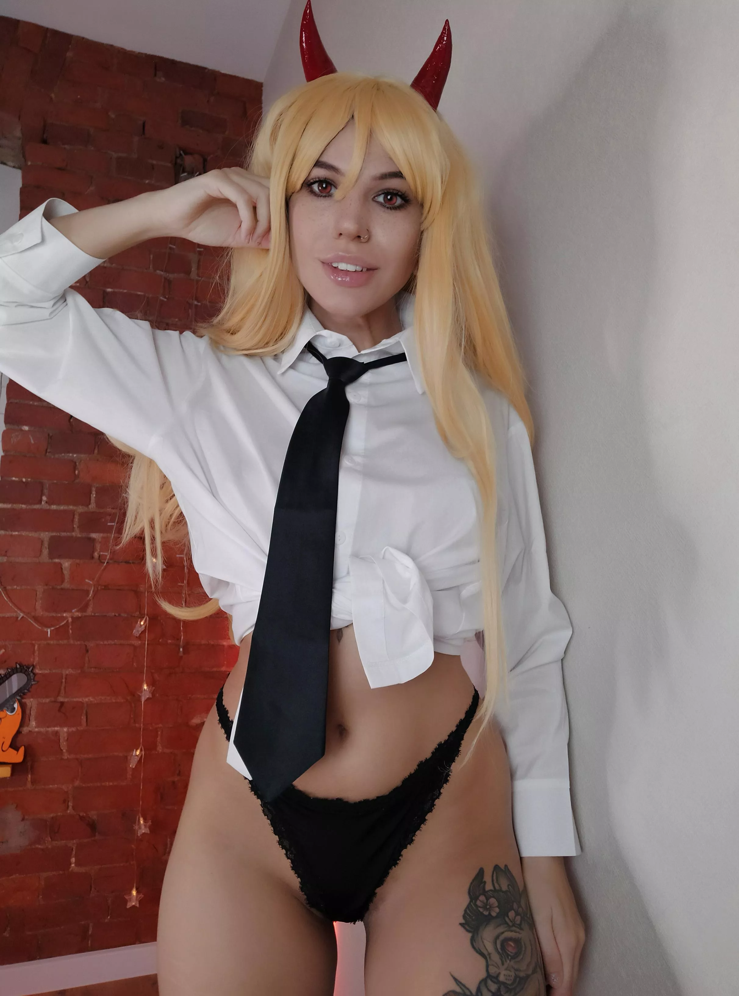 Power by Lia Freda posted by liainferno