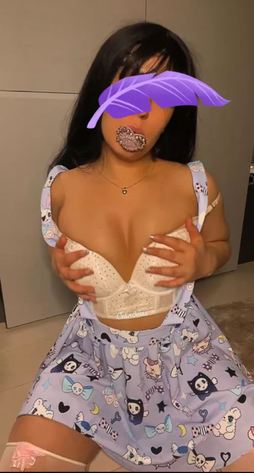 Purple princess 👸🏻💜🍬💦 by celineprincess