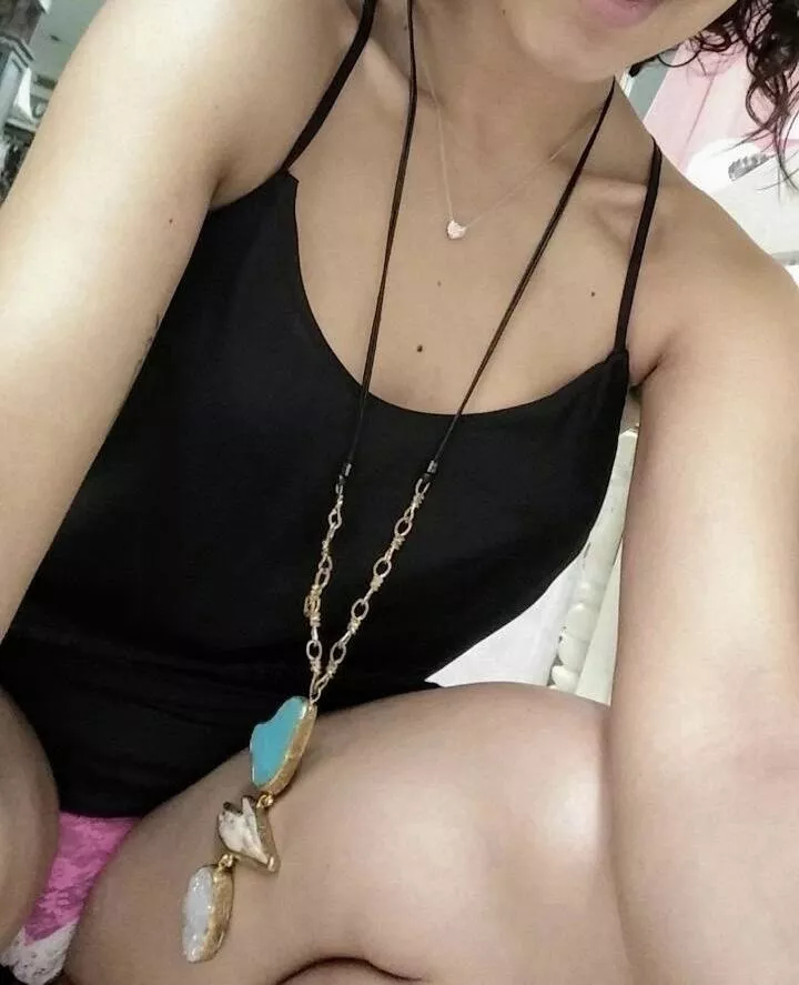 run your hand up my dress :) posted by MinaTheHotWife