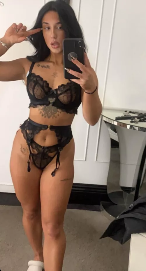 slutty insta story by cheifgym