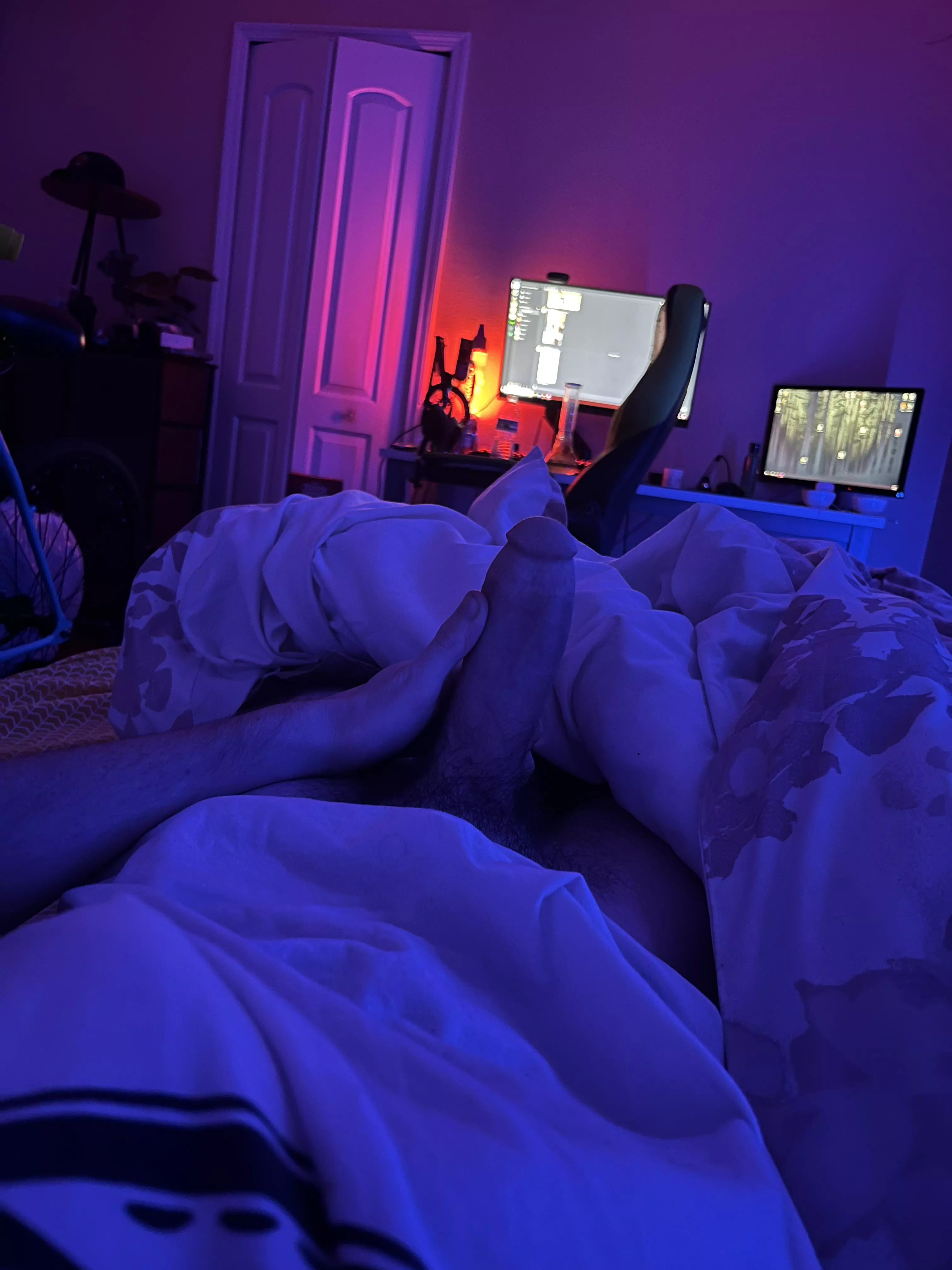 Thicker than a bowl of oatmeal posted by HovercraftOriginal75