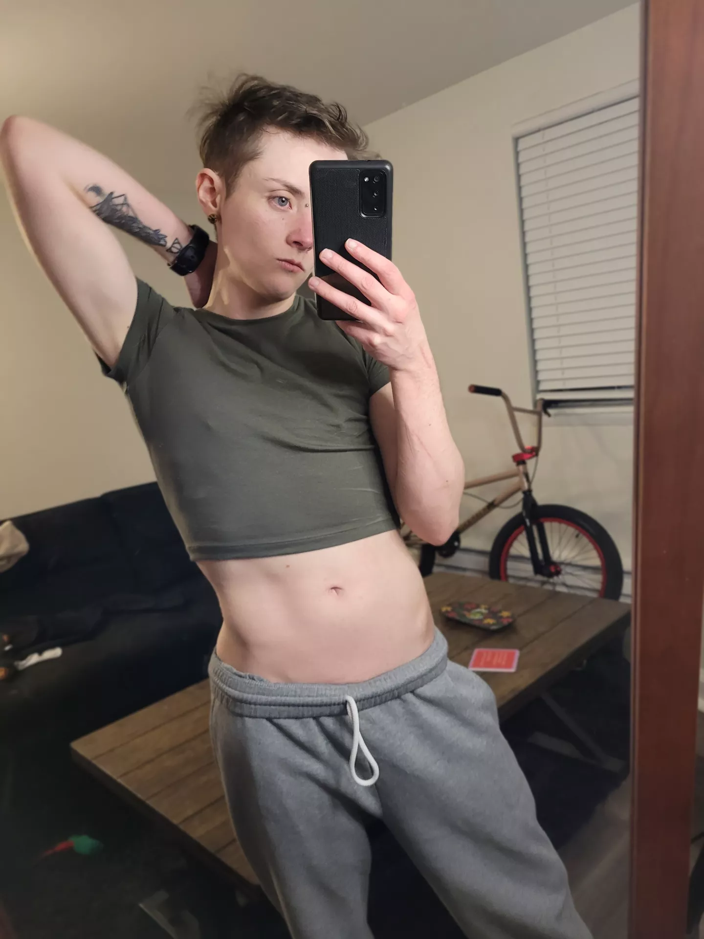 think I can pull off a crop top? posted by androcrow