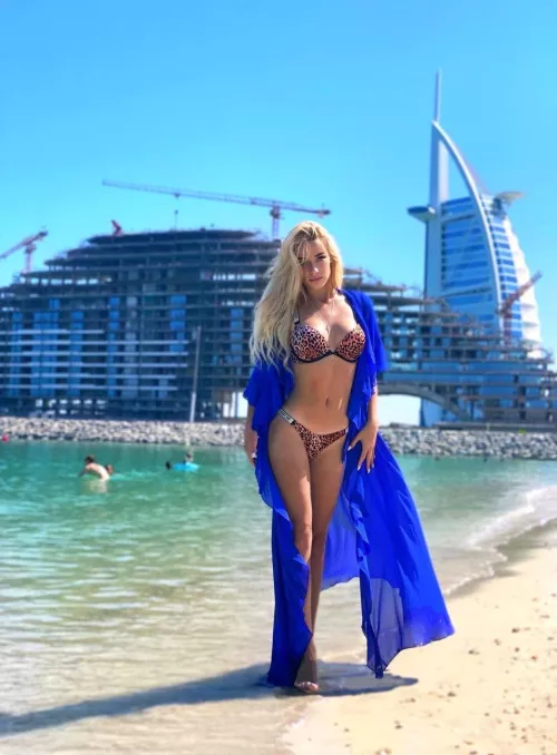 Why bad boys succeed with girls and good guys fail by commonbaby18plus