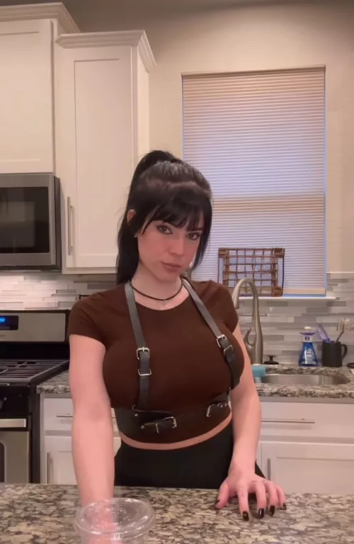 Why is 2busty2jide so freaking hot? by BustyWomenAreBetter