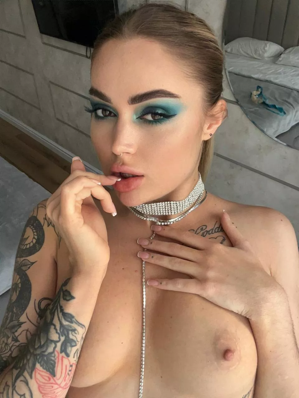 Wild today is a crazy mood, an irrepressible desire to blow yourself up with euphoria o f joy posted by Feral_berryy