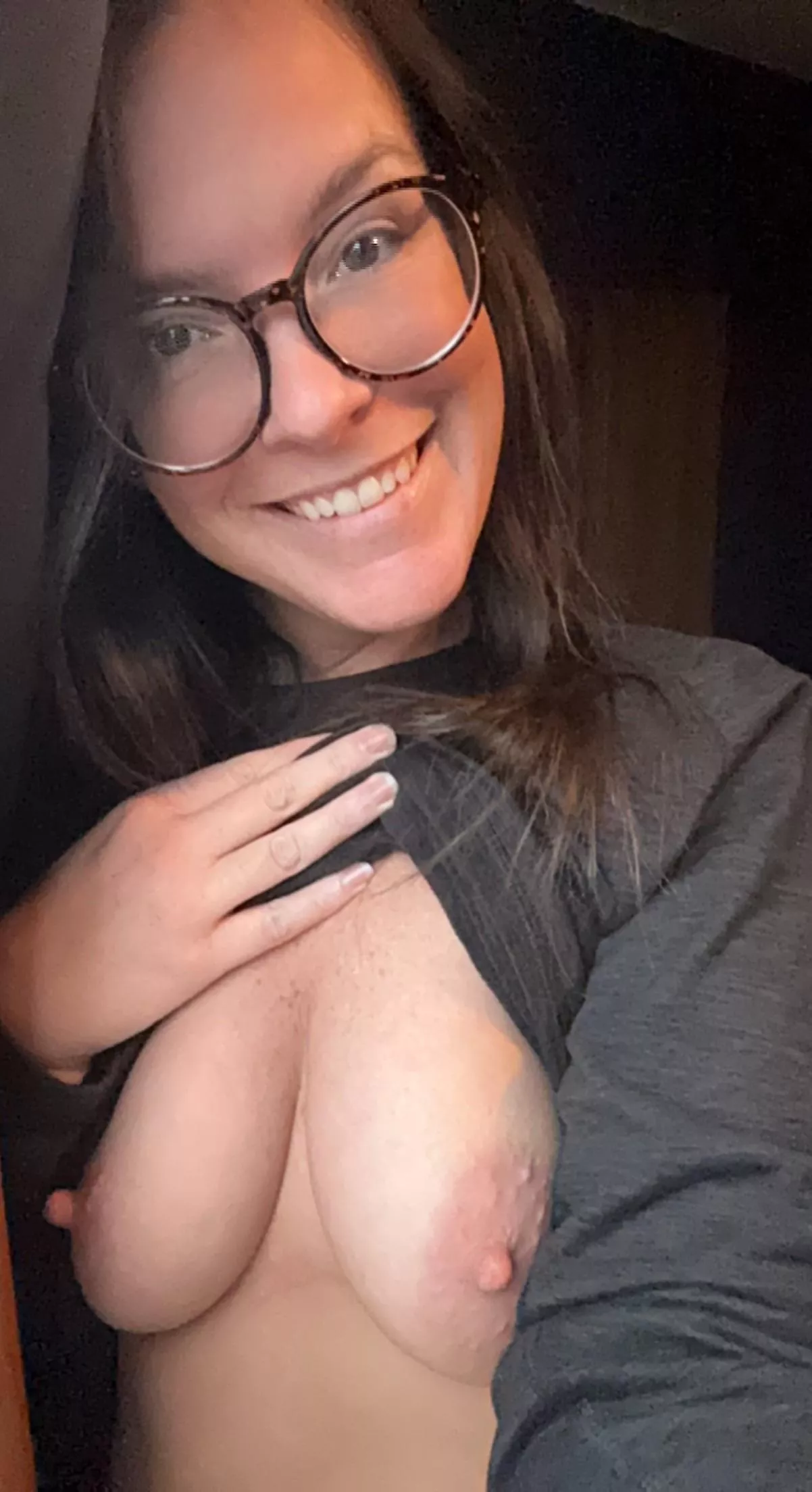 You’d think i might be innocent, maybe if I wasn’t showing you my boobs! posted by Hedontastical