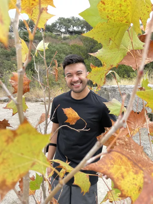 A gay in the wild ... but keepin' it mild (lol). I hope everyone's day had more upsides than downsides :) by mykeysee