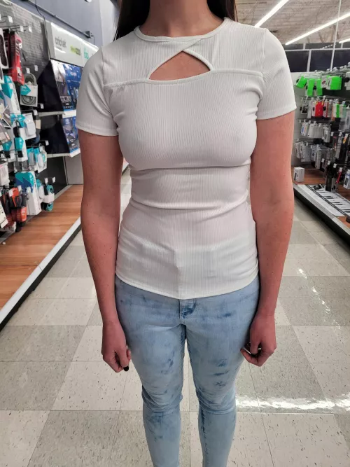 A perfectly normal shopping trip, the way it should be. by TimidLilyGirl