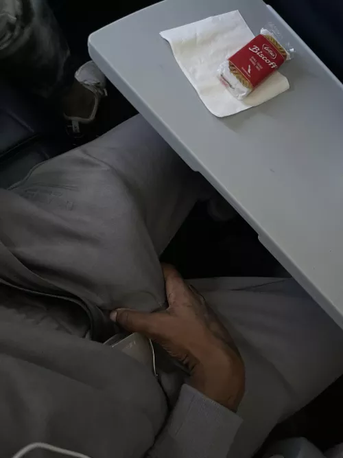 Airplane bulge by Blacccstud96