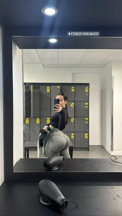 Alexandra by OldDinosaurus