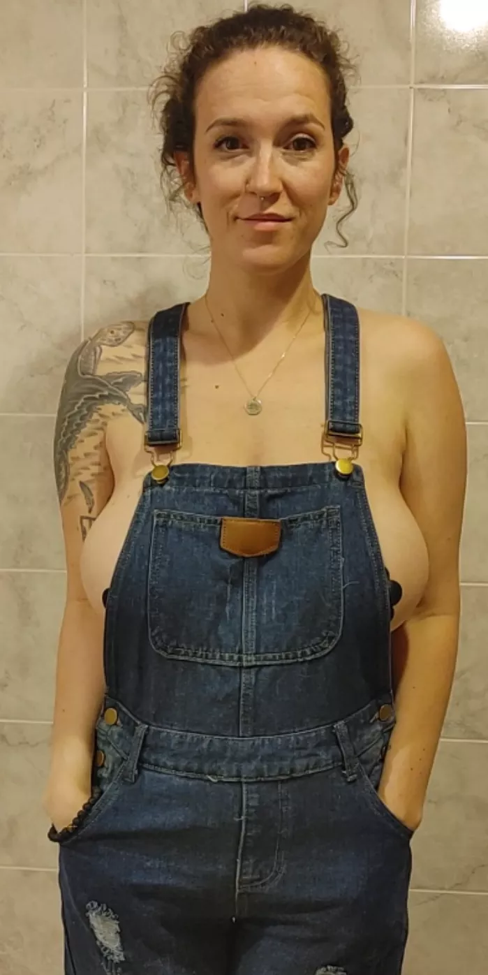 chilly in these overalls and I can't figure out why... posted by dabeefqueen92