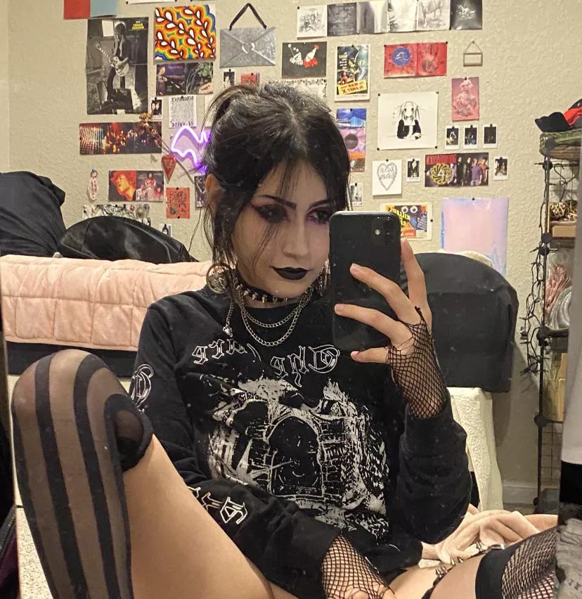 come over already… posted by crovvbarr