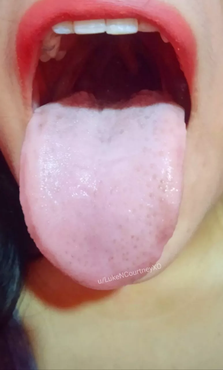 cover my entire tongue, then shove it down my throat 🙏💋👅 posted by LukeNCourtneyXO