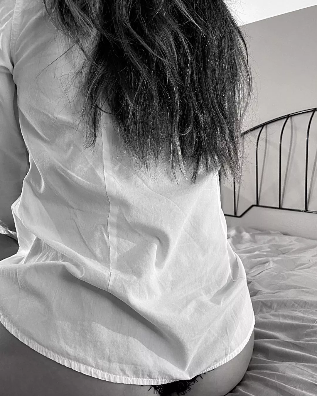 [F] Feeling sexy tonight posted by AntiqueMonroe