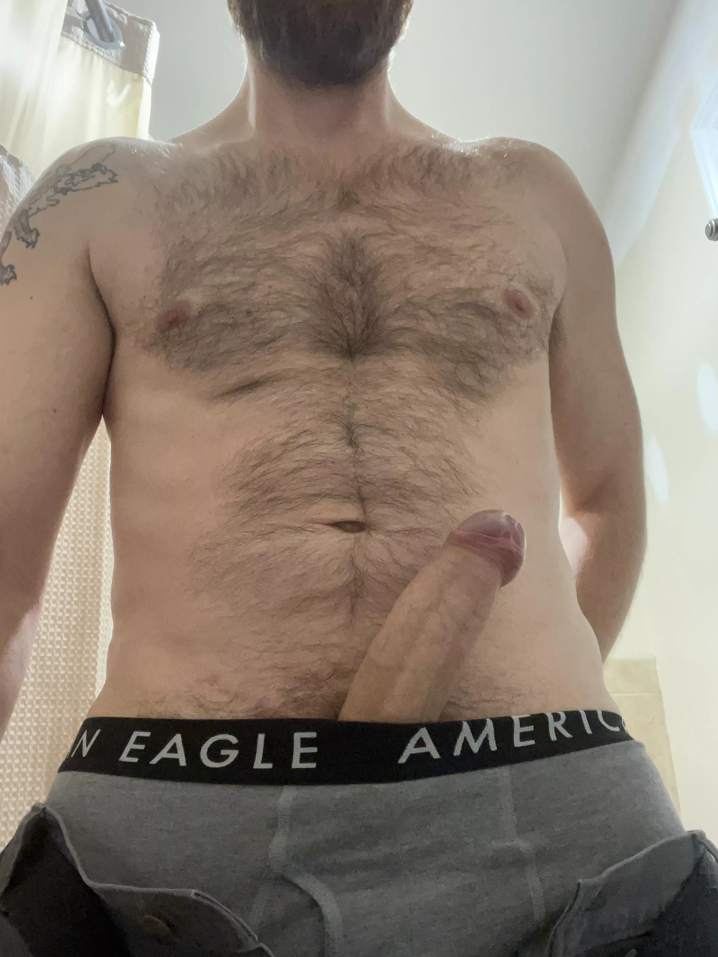 Got hard [36] posted by Canadianman1988