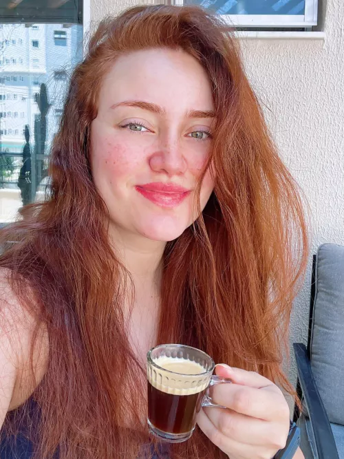 Grab a coffee to make your day better [f] by Puzzled_MJ