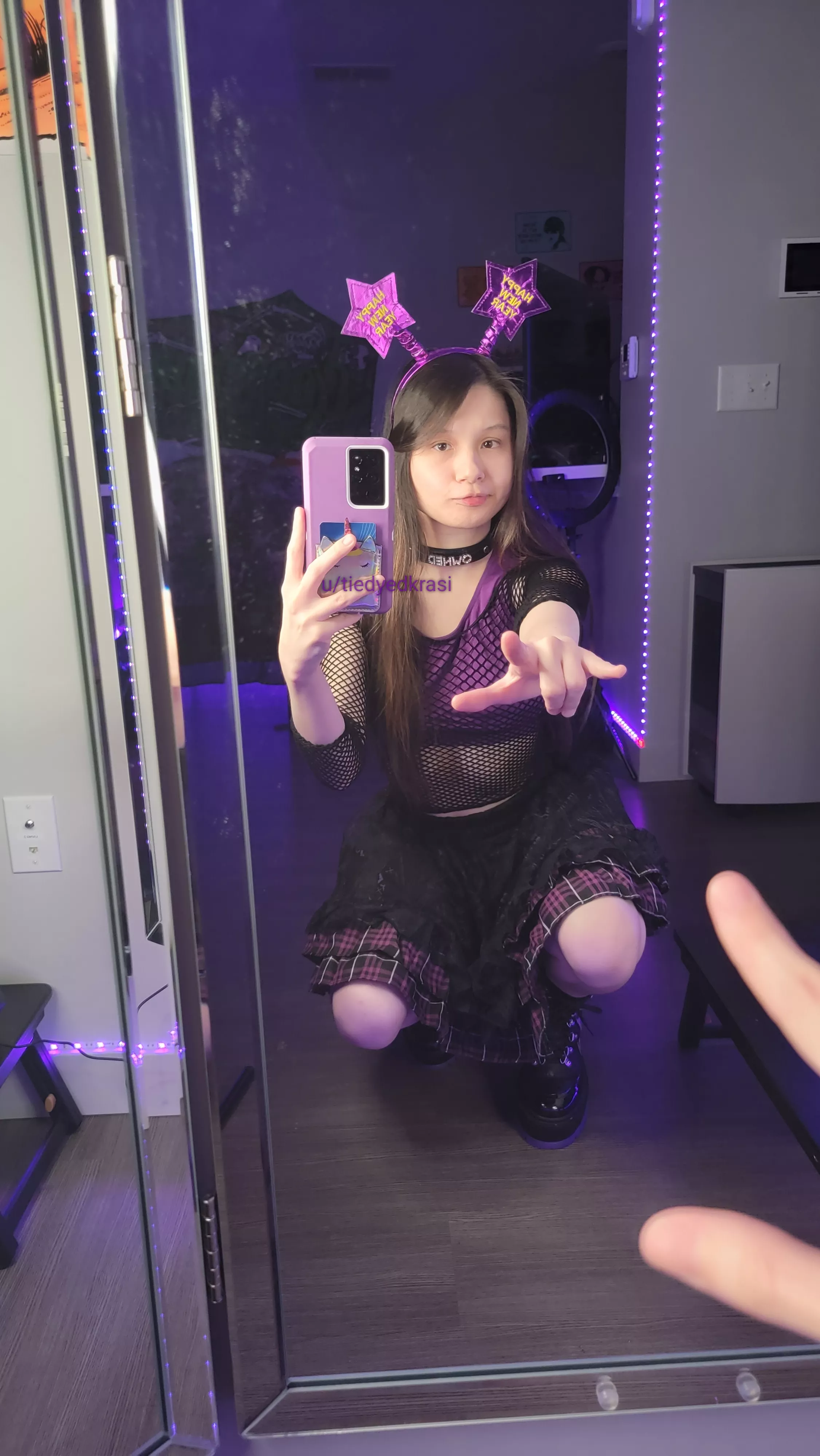 hey you! posted by tiedyedkrasi