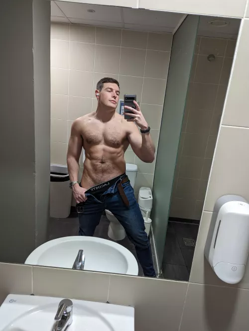 Hot or not? English Guy by Wellhungmoose247